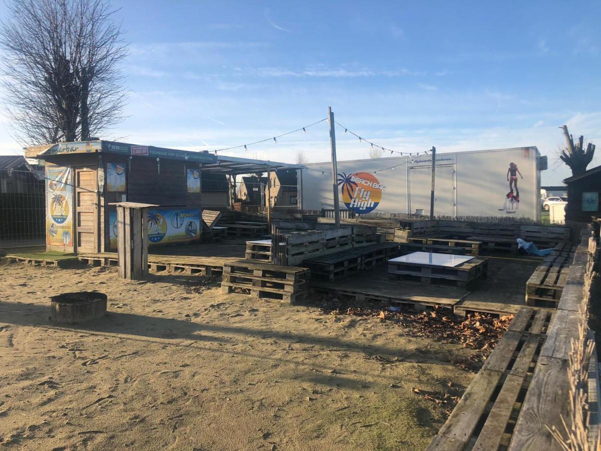 Phitina'S Tiny House Jabbeke - Oostende - Brugge Екстериор снимка